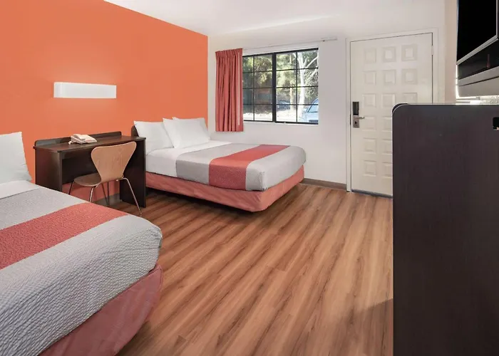 Motel 6-Thousand Oaks, Ca